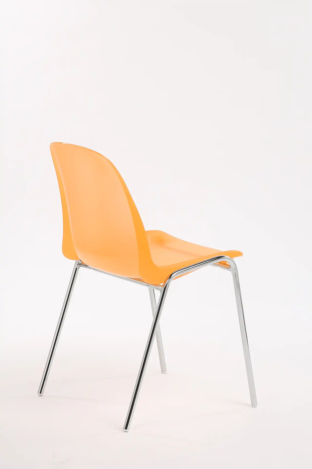 Photo du produit CHAISE CHARLOTTE GIVREE ORANGE PIEDS CHROMES