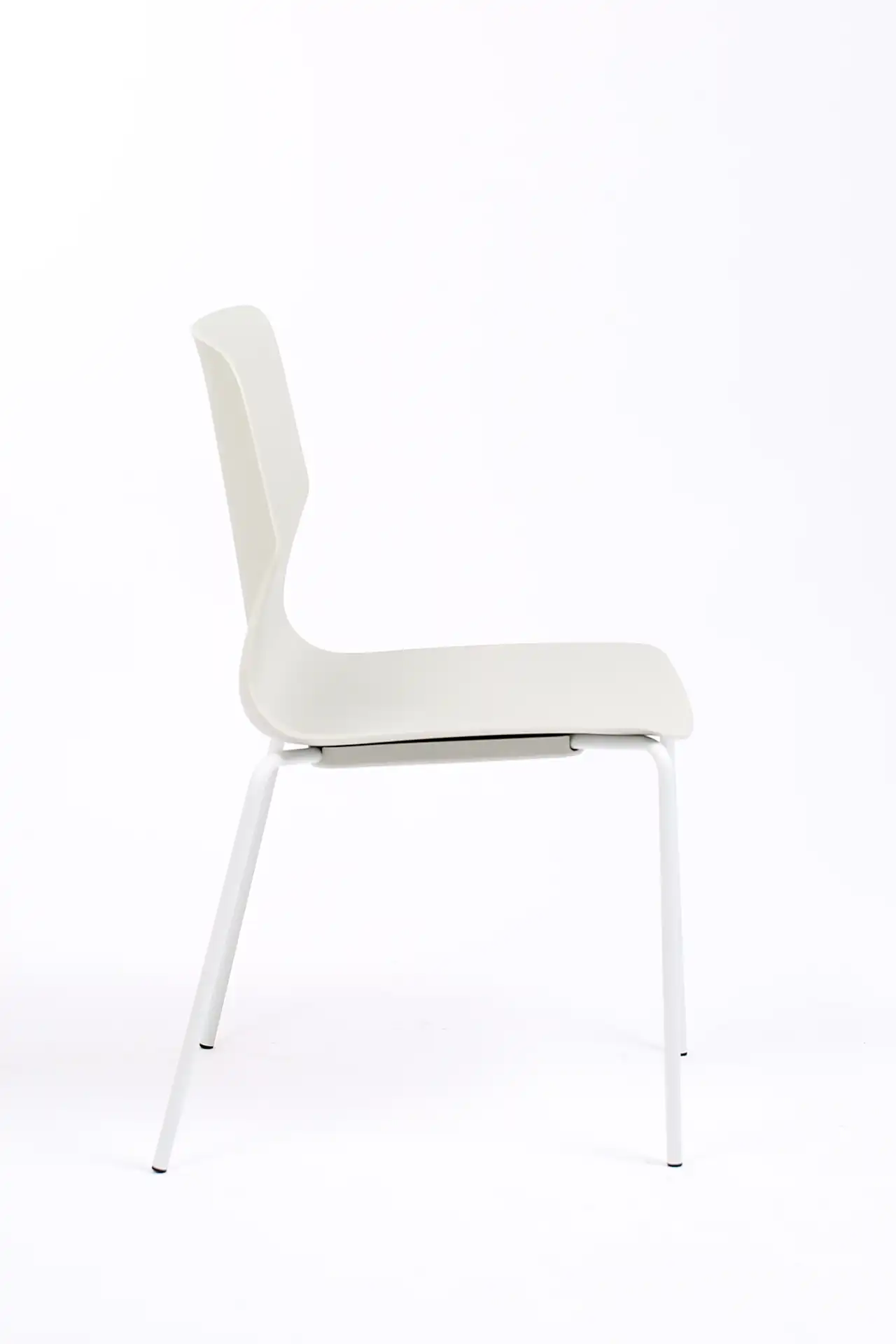 Photo du produit CHAISE TECSEAT BLANCHE 4 PIEDS BLANCS