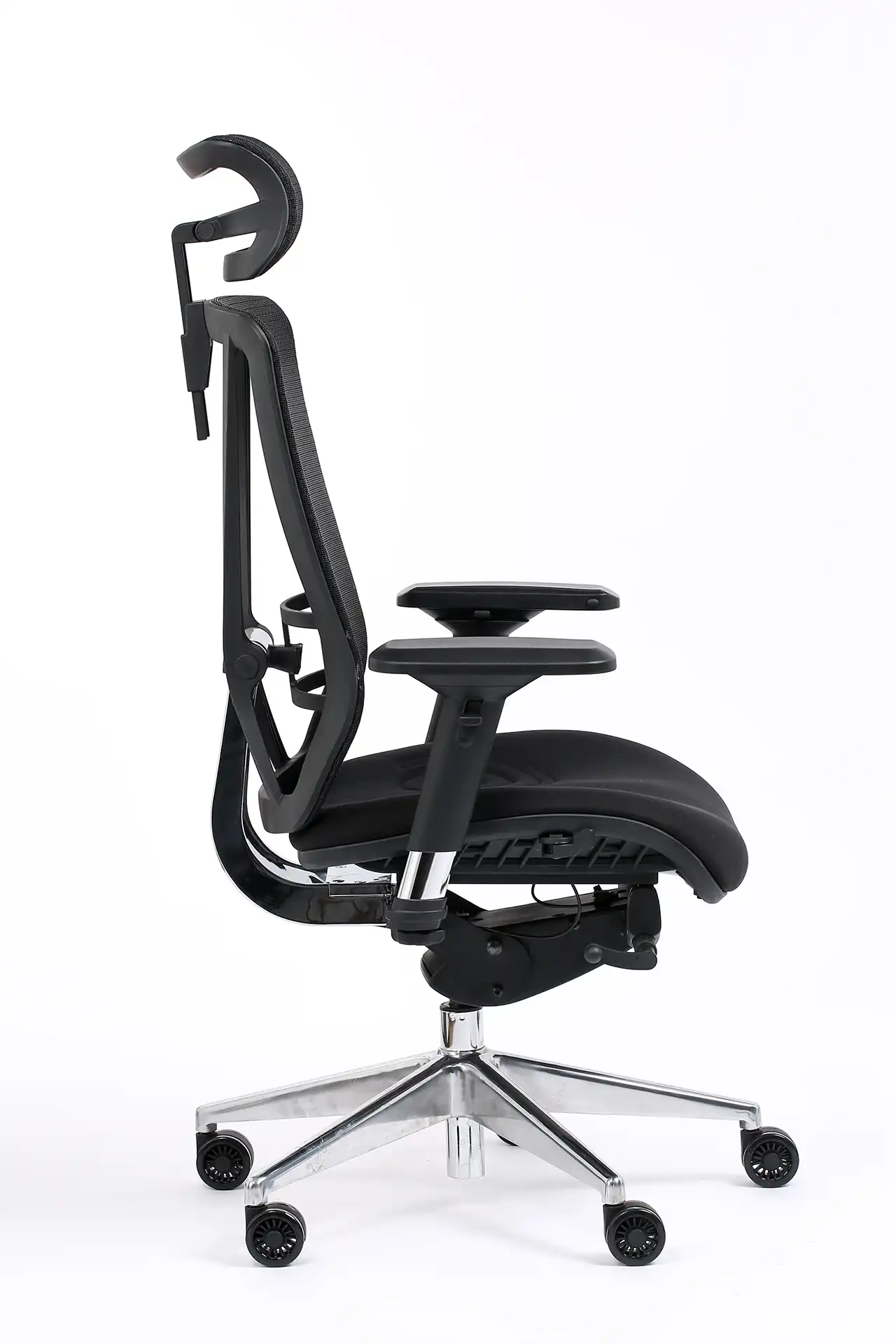 Photo du produit FAUTEUIL VASEAT NOIR SYNCHRONE MAILLE ET TISSU